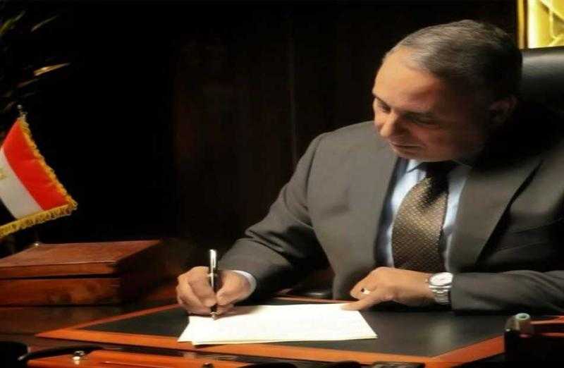 تيسير مطر: القيادة الحكيمة للرئيس السيسي استطاعت أن تفرض منطق العقل والحكمة في زمن تغلب فيه لغة السلاح