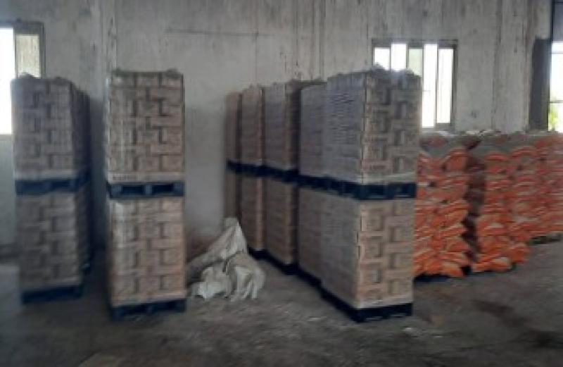 ضبط مصنع أعلاف ومخازن غير مرخصة بالإسماعيلية ضمن حملة موسعة لمكافحة الغش التجاري