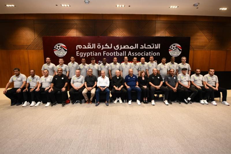 أبو ريدة يفتتح أول دورة لرخصة التدريب «Pro» في مصر بحضور رموز الكرة المصرية