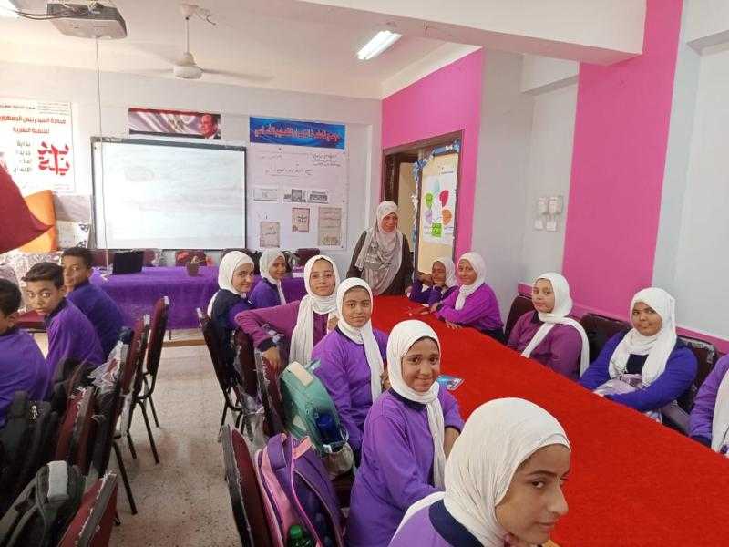 جامعة قناة السويس تنظم ندوة حول البصمة البيئية والتحول الأخضر لتعزيز الوعي بالتنمية المستدامة والطاقة النظيفة