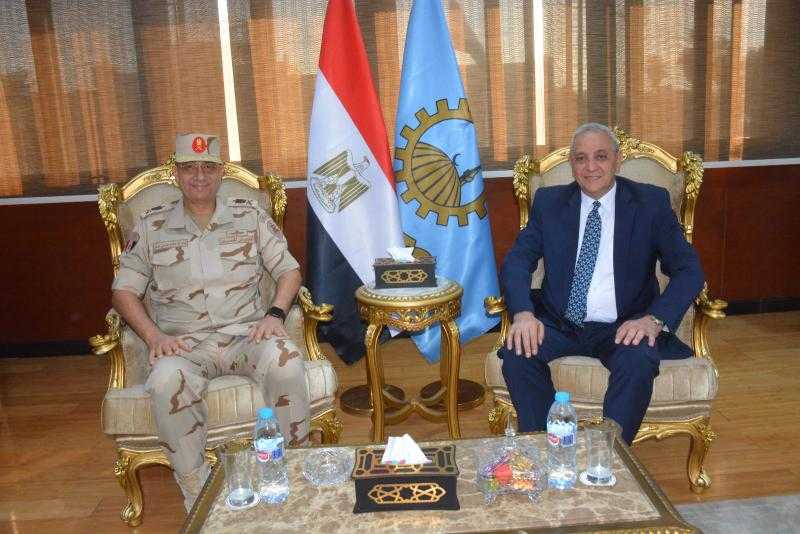 محافظ الغربية يستقبل قائد قوات الدفاع الشعبي والعسكري