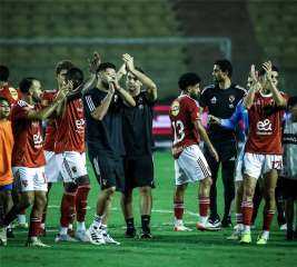 الأهلي يستعد للتجديد مع الشحات وعبد القادر وكوكا.. وديانج يقترب من الرحيل
