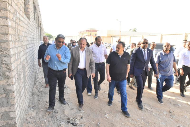 محافظ أسيوط 