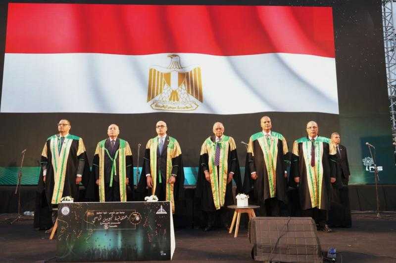 كلية الحقوق بجامعة عين شمس تحتفل بتخريج دفعة اليوبيل الماسي ٢٠٢٥