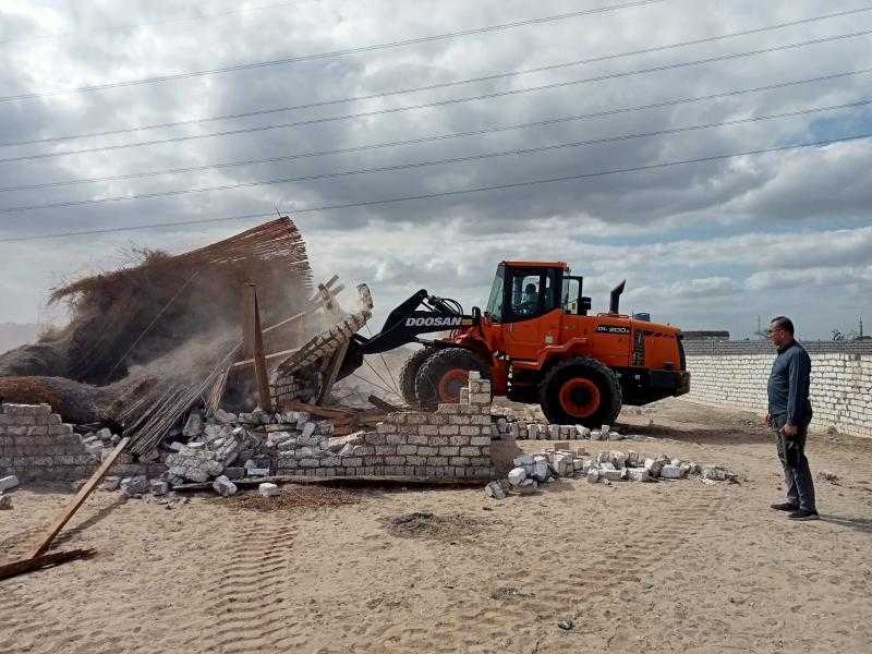 تنفيذ إزالة لـ ٤٧ حالة تعد بمركز ومدينة القنطرة غرب بمحافظة الإسماعيلية