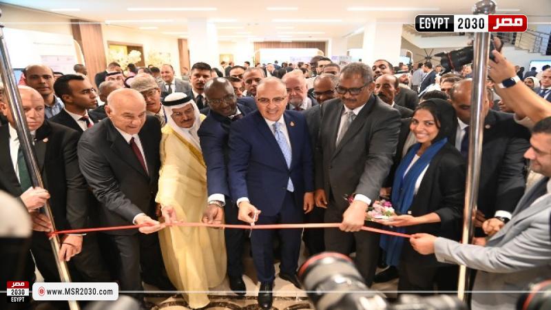 وزير الري يفتتح معرض أسبوع القاهرة الثامن للمياه