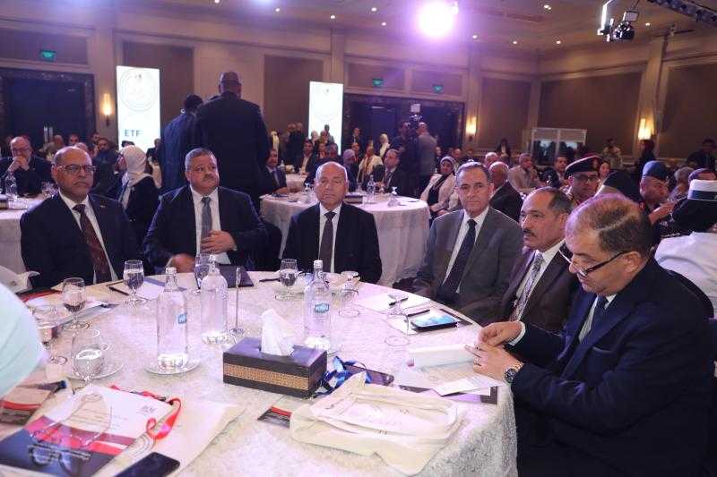 محافظ القاهرة ووزير العمل يشهدان فعالية إعلان المعايير المصرية للاعتماد وضمان الجودة