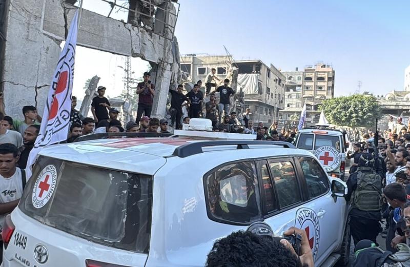 جزء من تبادل الرهائن 