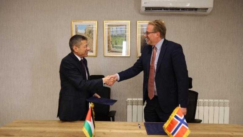 النرويج تقدم 4 ملايين دولار دعماً إضافياً للموازنة الفلسطينية