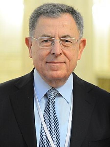 فؤاد السنيورة 