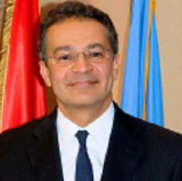السفير معتز أحمدين 