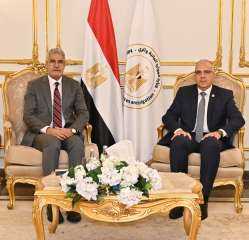 وزير الري يلتقي وزير الزراعة الموريتاني ضمن فعاليات أسبوع القاهرة الثامن للمياه