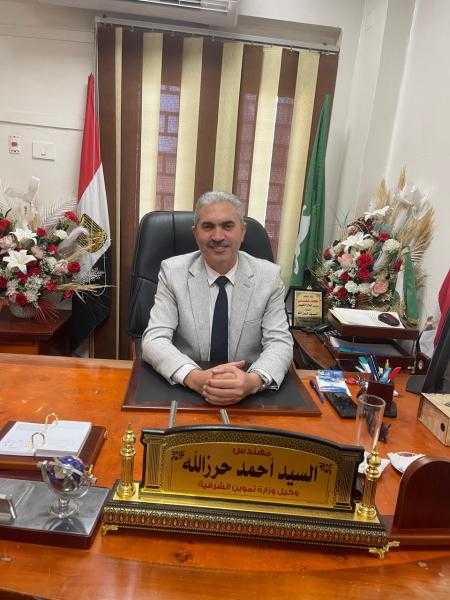 تموين فاقوس يضبط 35 شيكارة دقيق و500 كيلو سكر بدون مستندات