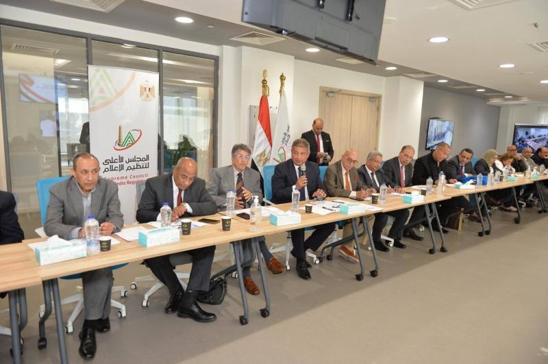الاتفاق على تشكيل عدد من اللجان الفرعية في أول اجتماعات لجنة تطوير الإعلام