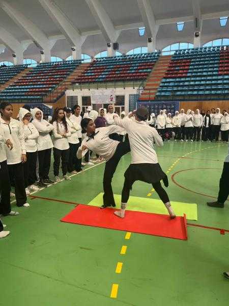 جامعة حلوان تنفذ برنامج ”الفتاة خط أحمر” بالتعاون مع وزارة الشباب والرياضة