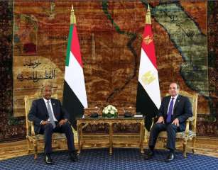 الرئيس السيسى والبرهان يؤكدان رفضهما القاطع لأى إجراء أحادى يتخذ بالنيل الأزرق