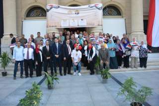 كلية التجارة جامعة القاهرة تحوّل أروقتها إلى ”ميدان وفاء” في ذكرى نصر أكتوبر
