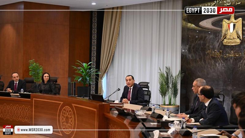 الدكتور مصطفى مدبولي رئيس مجلس الوزراء خلال الاجتماع