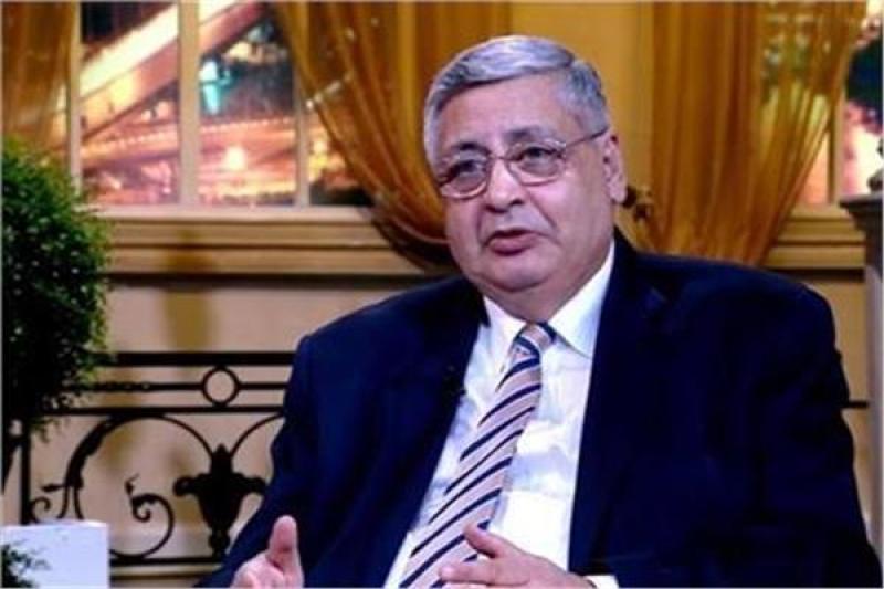 الدكتور محمد عوض تاج الدين 
