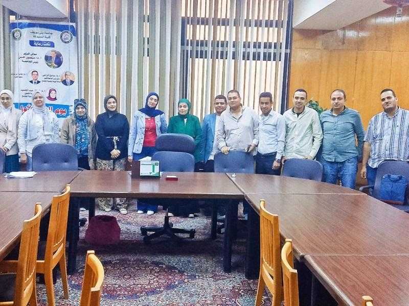 كلية الصيدلة بجامعة بني سويف تنظم ندوة توعوية حول تحقيق اهداف التنمية المستدامة
