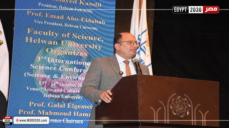 رئيس جامعة حلوان