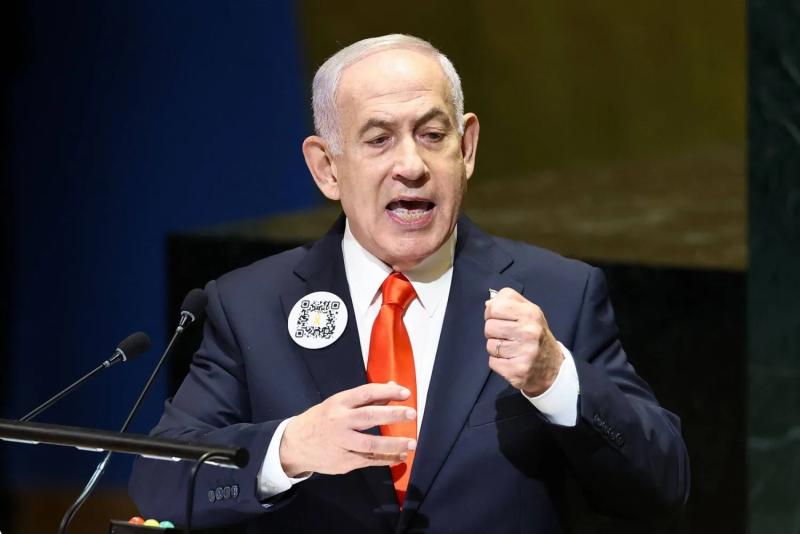 نتنياهو يؤكد استمرار المعركة ويتعهد بإعادة رفات جميع الأسرى