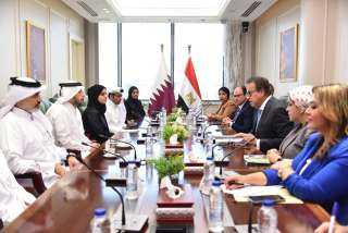 وزير الصحة يستقبل وزير الصحة العامة بدولة قطر لبحث سبل التعاون المشترك