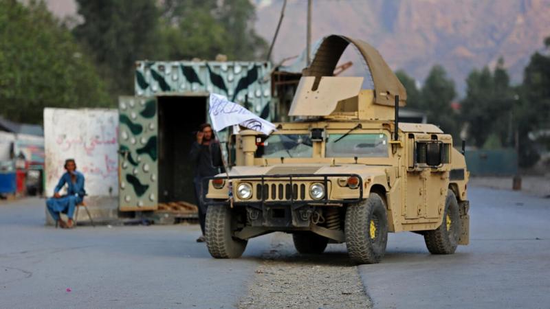 حكومة طالبان الأفغانية تلقي باللوم على باكستان في هجومين بطائرات مسيرة على كابول