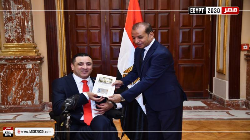 فعاليات تسليم كارنيهات الاعضاء بمجلس الشيوخ