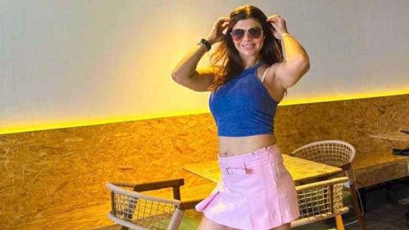 أميرة فتحي تثير تفاعلاً جماهيرياً بإطلالة جريئة عبر ”إنستجرام”