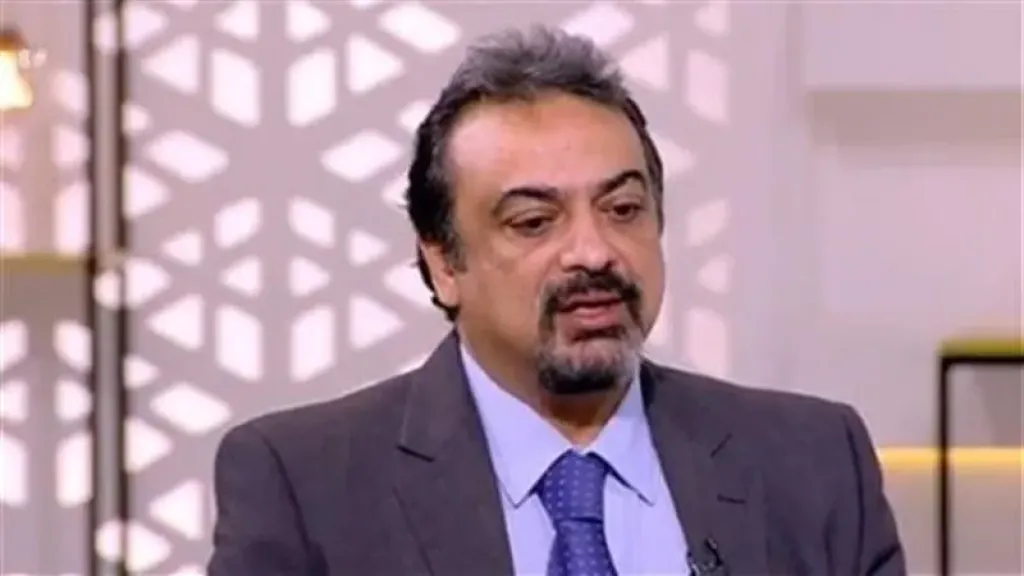  الدكتور حسام عبدالغفار