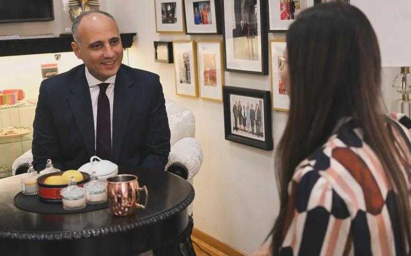 السفير المصري في بلجراد يلتقي قرينة الرئيس الصربي