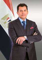 وزير الشباب والرياضة يهنئ المنتخب المصري البارالمبي للكرة الطائرة بتأهله لنهائي كأس العالم بأمريكا