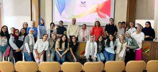 كيفية تعلم السينما عن بُعد محاضرة بكلية الفنون التطبيقية بجامعة حلوان