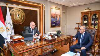 وزير الري يتابع حالة محطات رفع المياه ومجهودات مصلحة الميكانيكا لصيانة المحطات