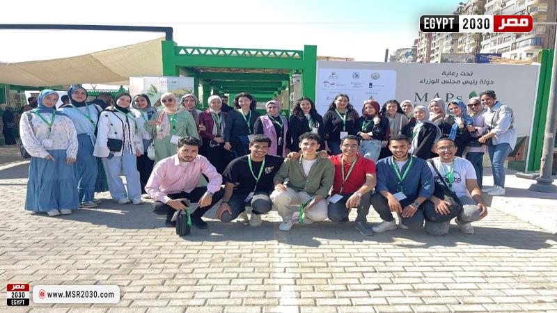 طلاب جامعة بني سويف الأهلية