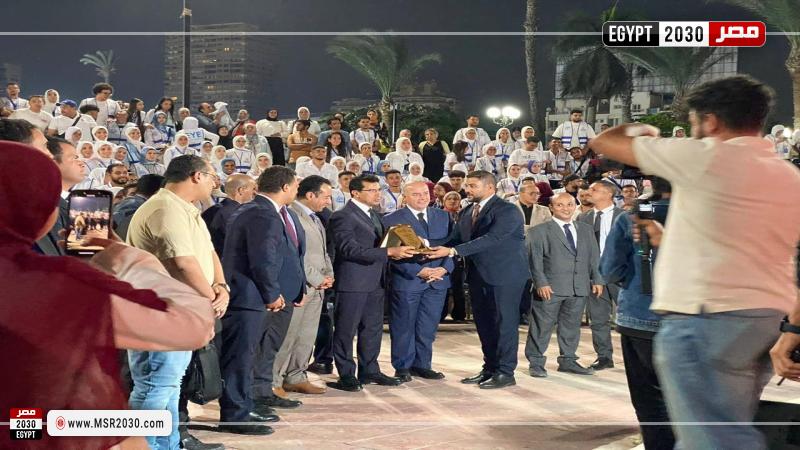 وزير الشباب والرياضة