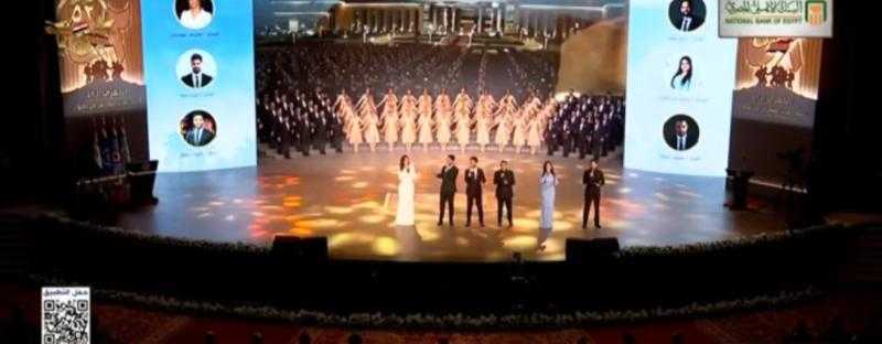 الرئيس السيسي يستمع إلى كورال ”الشباب والرياضة” خلال الندوة التثقيفية الـ 42 للقوات المسلحة
