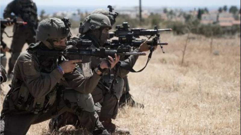 عاجل.. جيش الاحتلال: بدأنا ضربات على أهداف تابعة لحماس في جنوب غزة