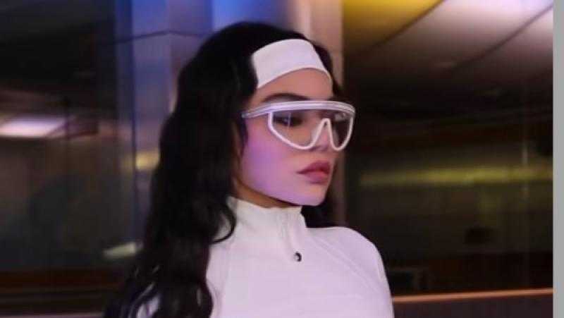 هيفاء وهبي تروج لأغنيتها الجديدة بجلسة تصوير مميزة