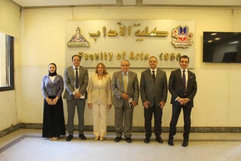 كلية الآداب بجامعة عين شمس تستضيف اللواء سمير فرج في ندوة عن بطولات أكتوبر