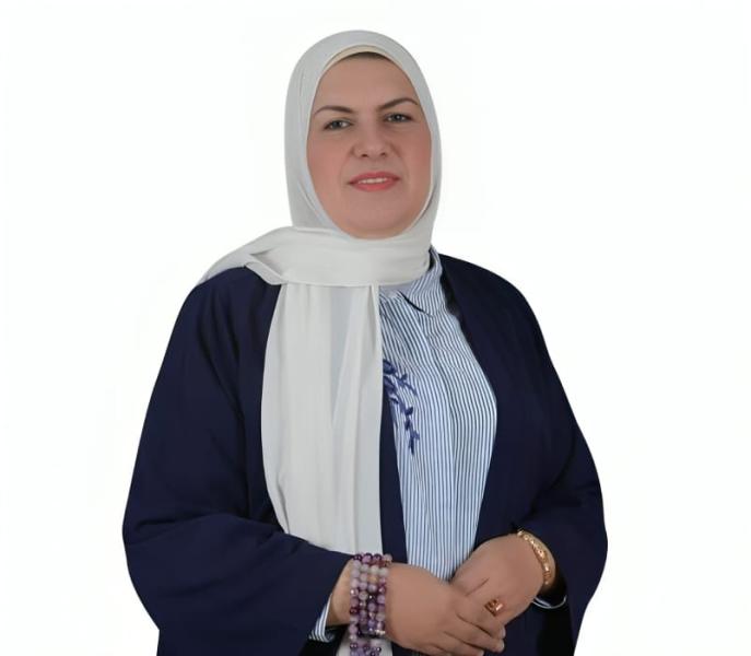 الأستاذة نفيسة شوقي عرقان