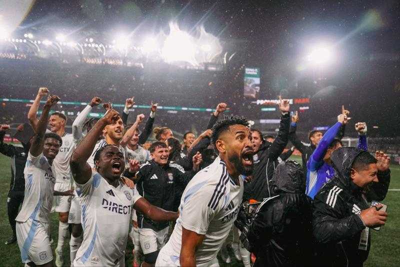 سان دييجو  يكتب التاريخ بتصدره الدوري الأمريكي في موسمه الأول