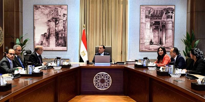 رئيس الوزراء يتابع عددًا من ملفات عمل وزارة الكهرباء والطاقة المتجددة