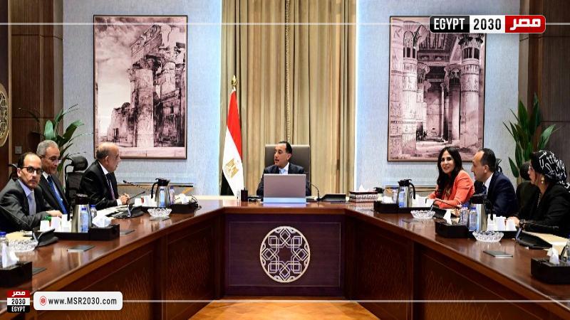 رئيس الوزراء يتابع عددا من ملفات عمل وزارة الكهرباء والطاقة المتجددة