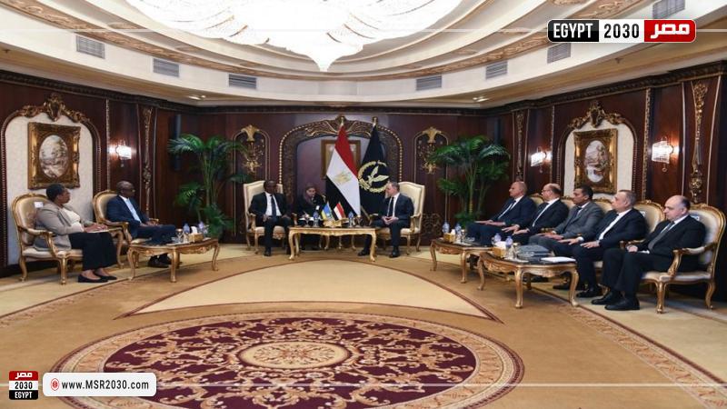 وزير الداخلية يستقبل نظيره الرواندي