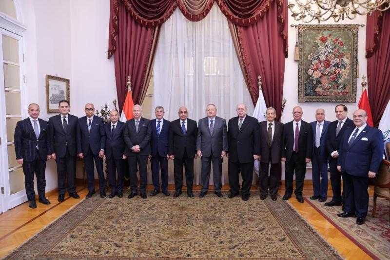 وزير العدل يهنئ القضاة بالعام القضائي الجديد