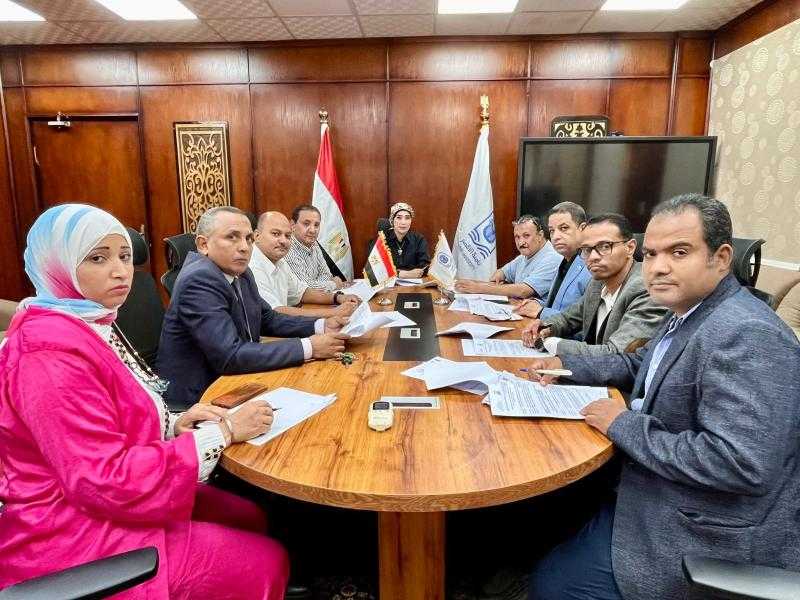 عقد الجلسة رقم (73) لمجلس الدراسات العليا والبحوث بجامعة الأقصر