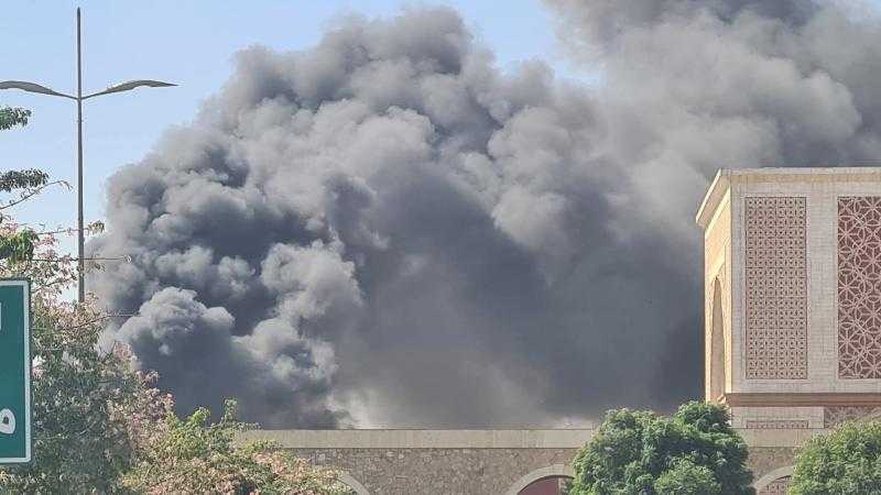 اندلاع حريق داخل مخزن بالتجمع الخامس