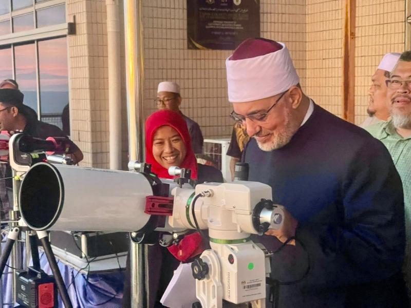 مفتي الجمهورية: علم الفلك من العلوم التي خدم بها المسلمون الشريعة وأسهموا من خلالها في ترسيخ الدقة والانضباط في أداء العبادات